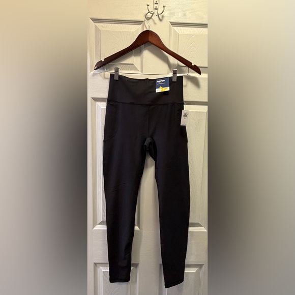 Old Navy Active Pocket Leggings - Picture 2 of 4